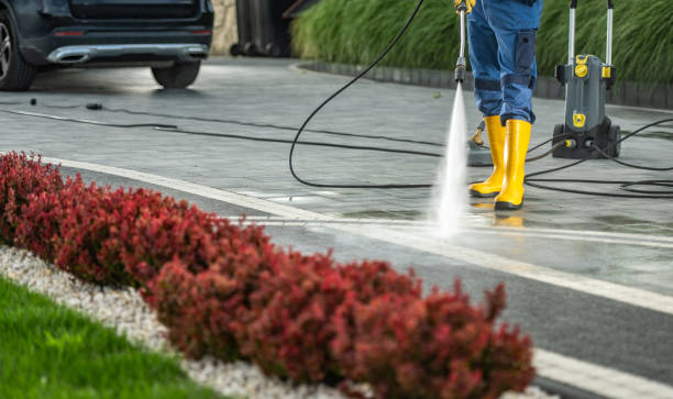 Best Patio and Deck Pressure Washing  in Placentia, CA